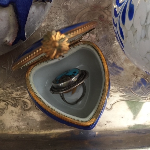 Limoges Heart Blue & Gold Lovers Pill / Ring Box - Picture 6 of 6